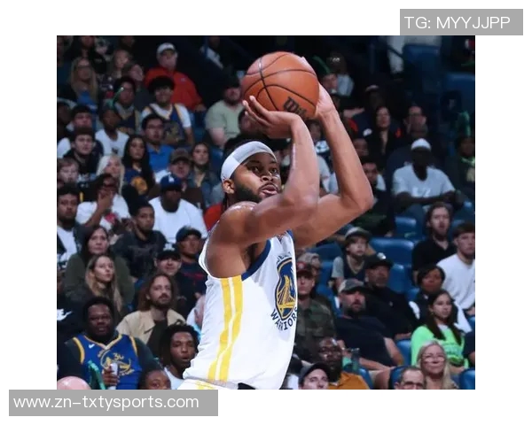 克莱三分火力全开轰23分助勇士续航展现强大实力